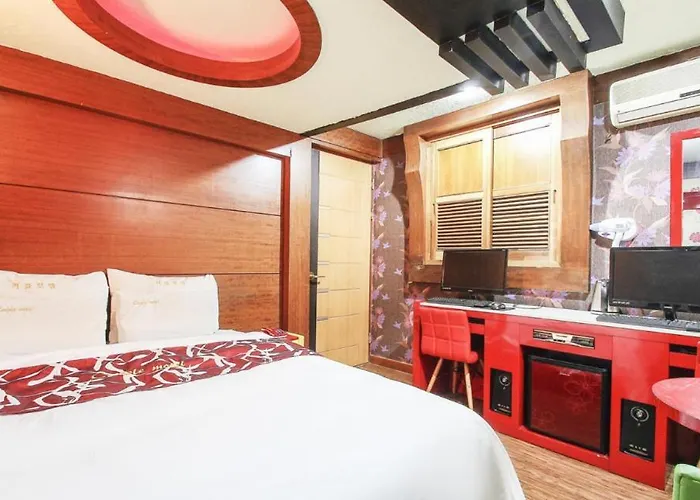 Couple Motel 2*